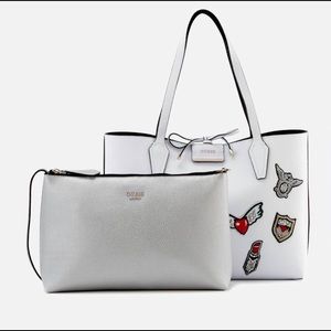Guess Women’s Bobbi Reversible Tote - White/Black